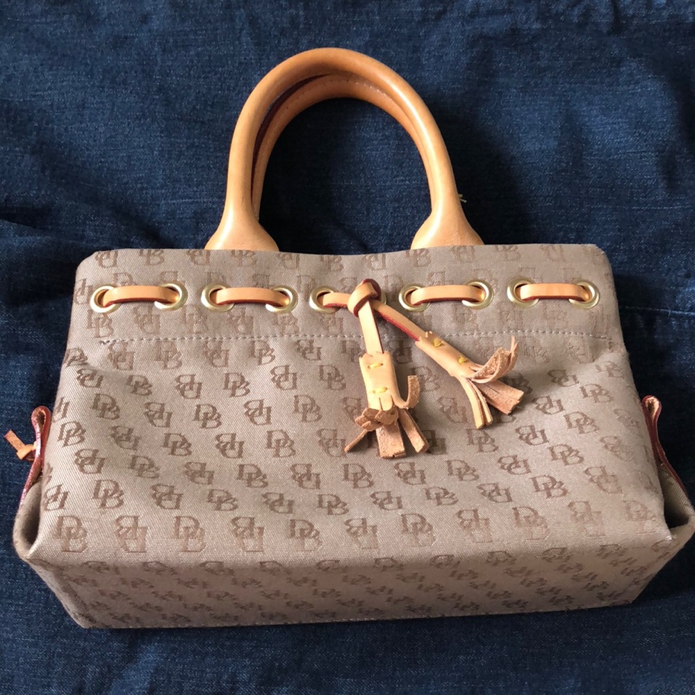 Dooney Bourke purse small